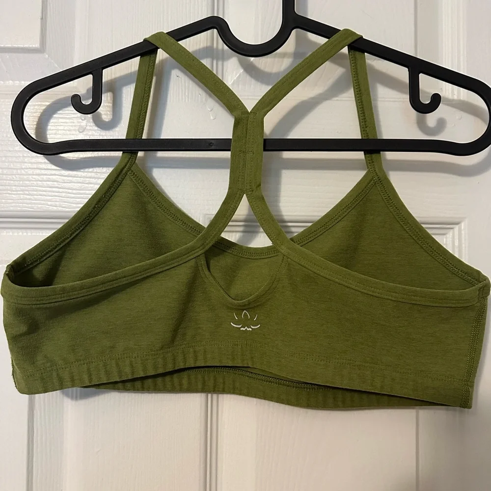 SOLD!!!Beyond Yoga Spacedye Slim Racerback Bra Olive Green Size L SOLD!!! - Picture 3 of 4